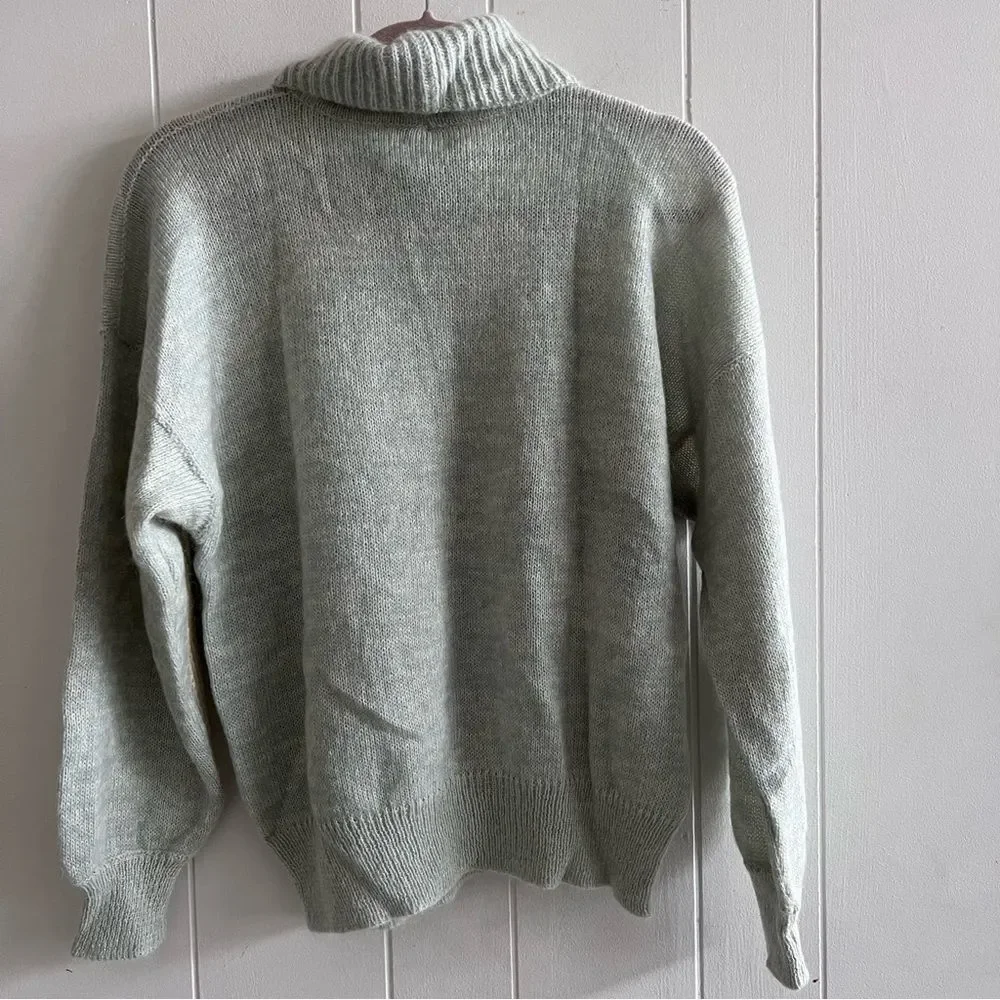 Vintage Mohair Wool Blend Made In Italy Trurtleneck Sweater